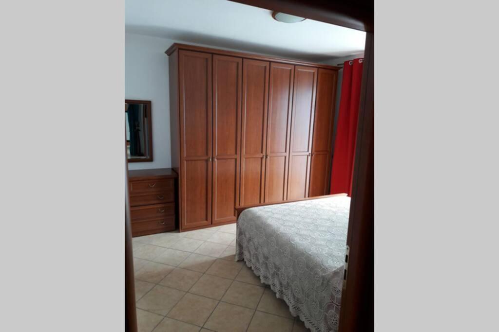 Appartamento Sul Lago D'Iseo Tavernola Bergamasca Εξωτερικό φωτογραφία