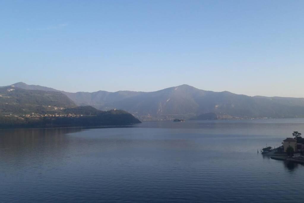 Appartamento Sul Lago D'Iseo Tavernola Bergamasca Εξωτερικό φωτογραφία