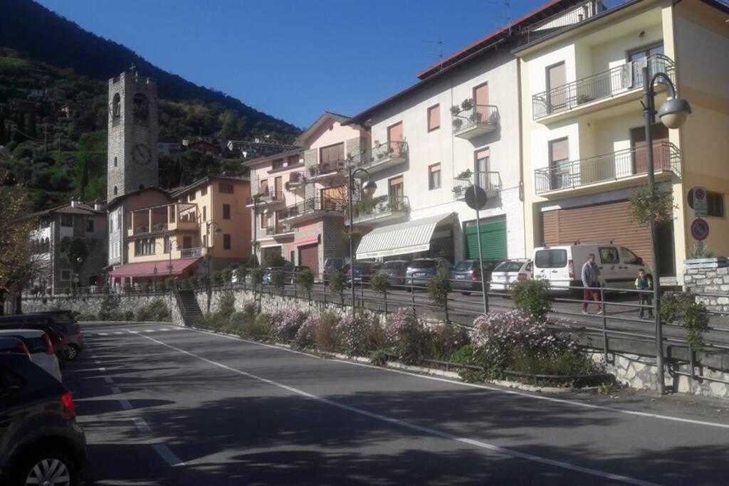 Appartamento Sul Lago D'Iseo Tavernola Bergamasca Εξωτερικό φωτογραφία